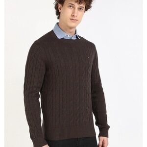 Tommy Hilfiger Men's Cotton Cable Knit Crewneck Sweater Brown. Size Large